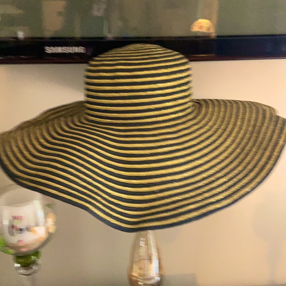 Women’s Gottex 100% Toto straw beach hat